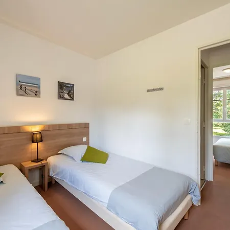 Hébergement de vacances Confort-4 By Interhome *