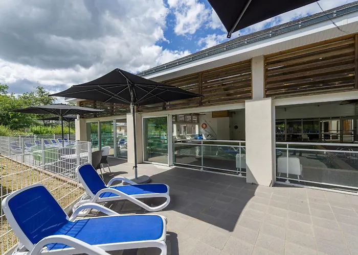 Confort-4 By Interhome Nyaraló *