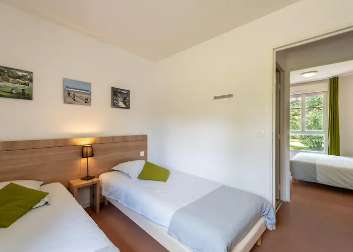 Nyaraló Confort-4 By Interhome *